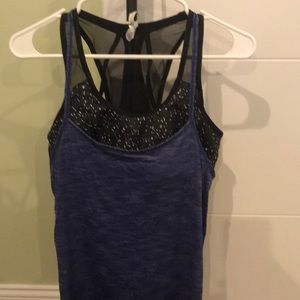 Lululemon size 8 top